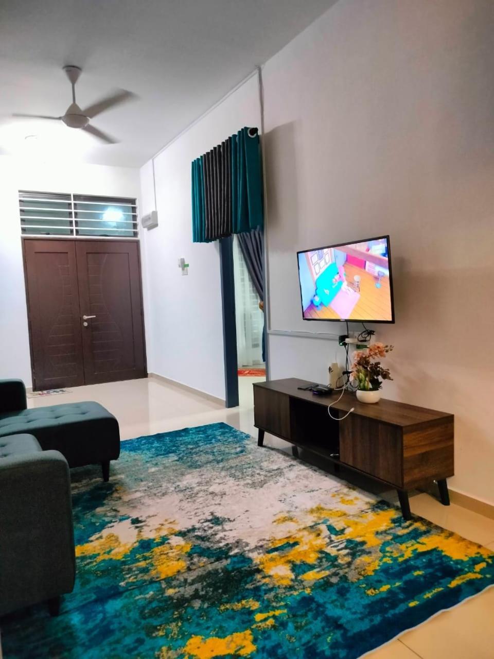 Aiman'S Rose Homestay Teluk Panglima Garang エクステリア 写真