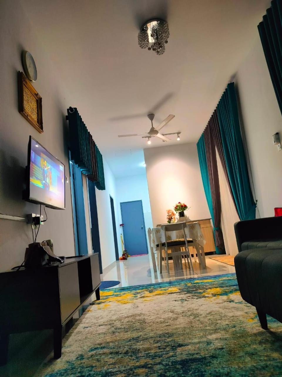Aiman'S Rose Homestay Teluk Panglima Garang エクステリア 写真