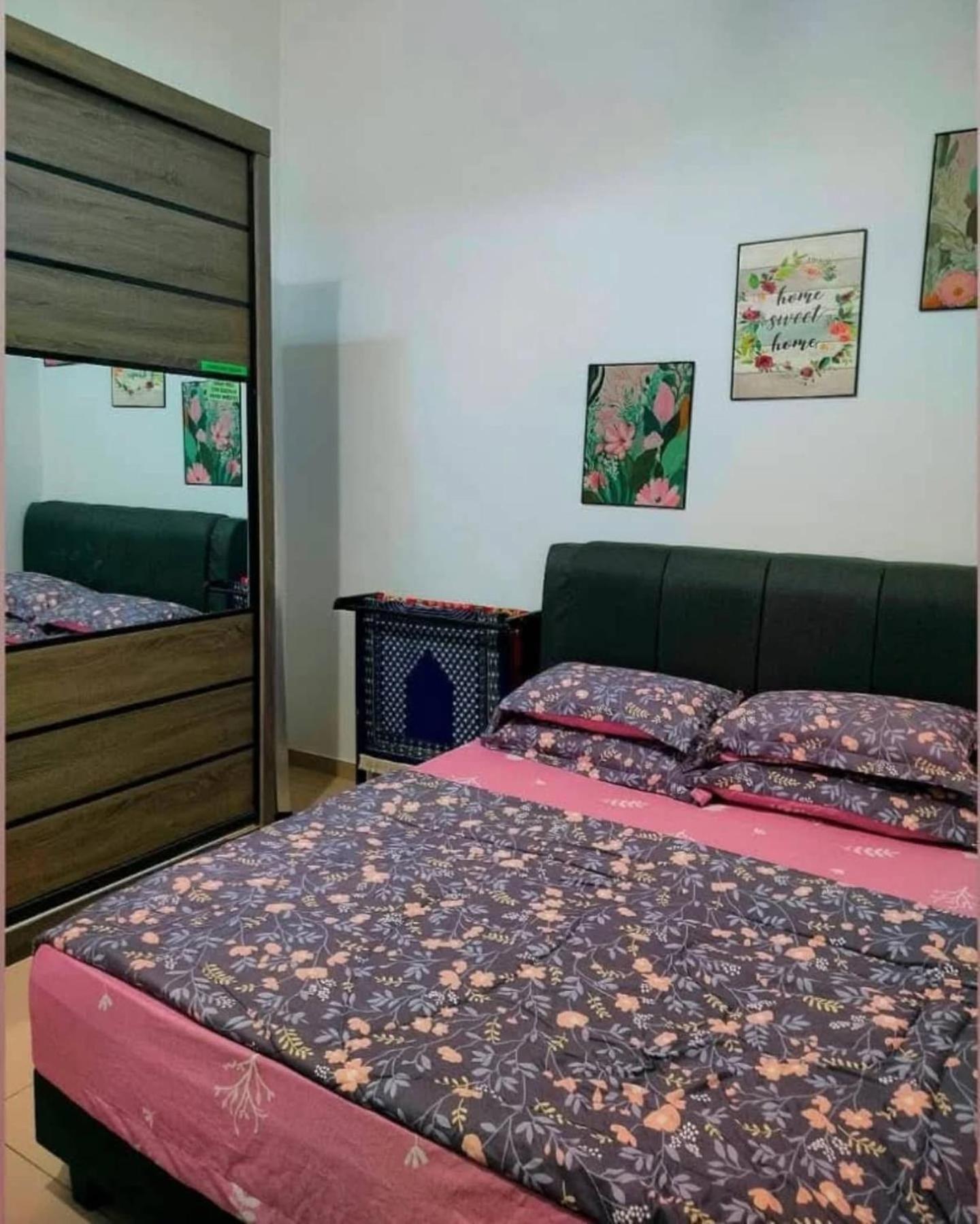 Aiman'S Rose Homestay Teluk Panglima Garang エクステリア 写真